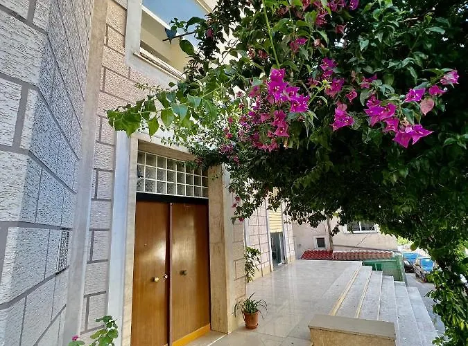 Shkreli Apartament *