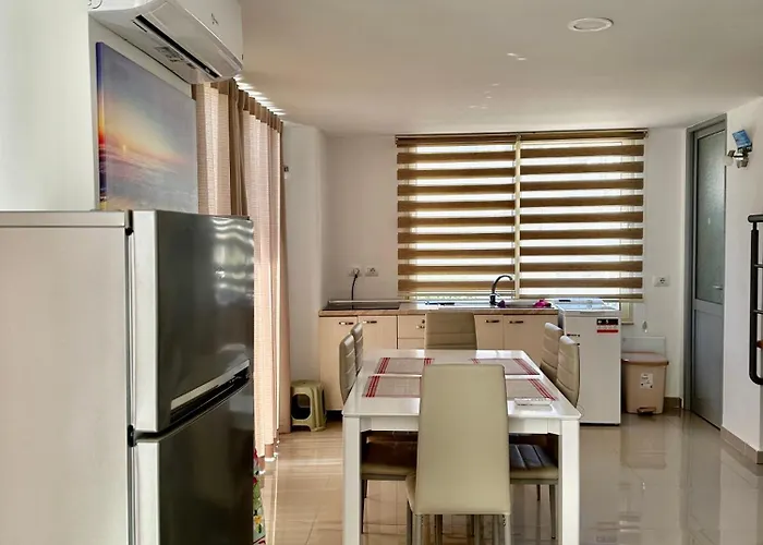 Shkreli Apartament *